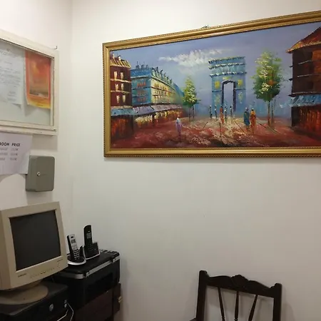 蓬特亚雷亚斯酒店